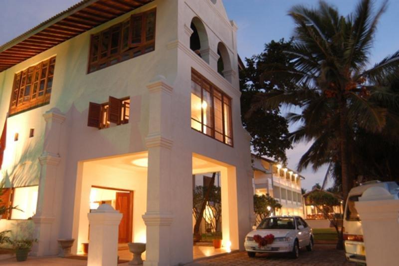 Hotel Sunset Beach เนกอมโบ ภายนอก รูปภาพ