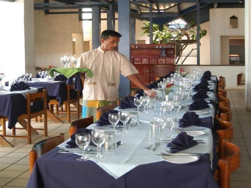 Hotel Sunset Beach เนกอมโบ ภายนอก รูปภาพ