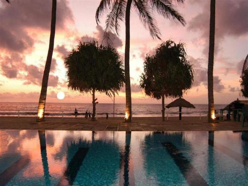 Hotel Sunset Beach เนกอมโบ ภายนอก รูปภาพ